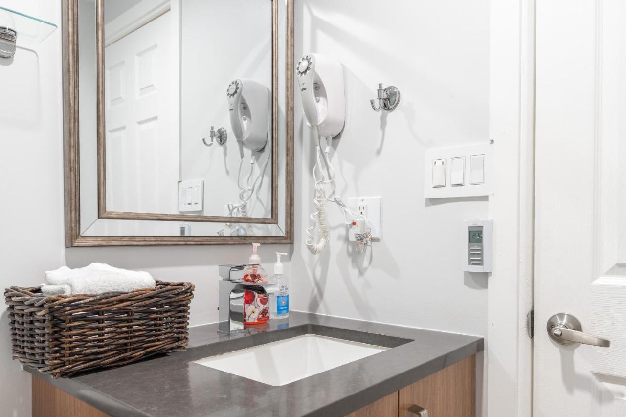 Updated Whistler Creek Studio With Parking Γουίστλερ Εξωτερικό φωτογραφία